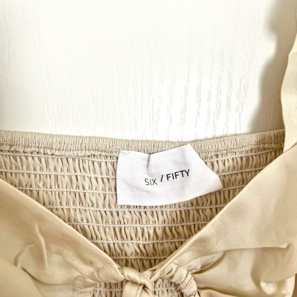 🌟SIX / FIFTY Ruched Blouse - Picture 3 of 8